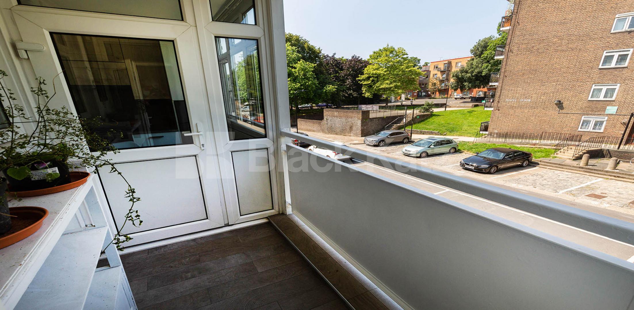 			3 Bedroom, 1 bath, 1 reception Flat			 Maitland Park Road, Camden